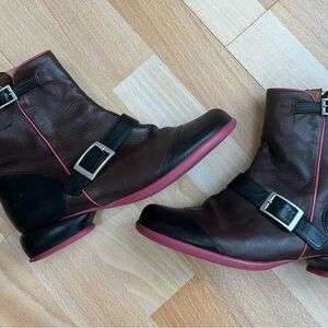 John Fluevog-Stylish Brown and Black Ankle Boots with Pink Soles